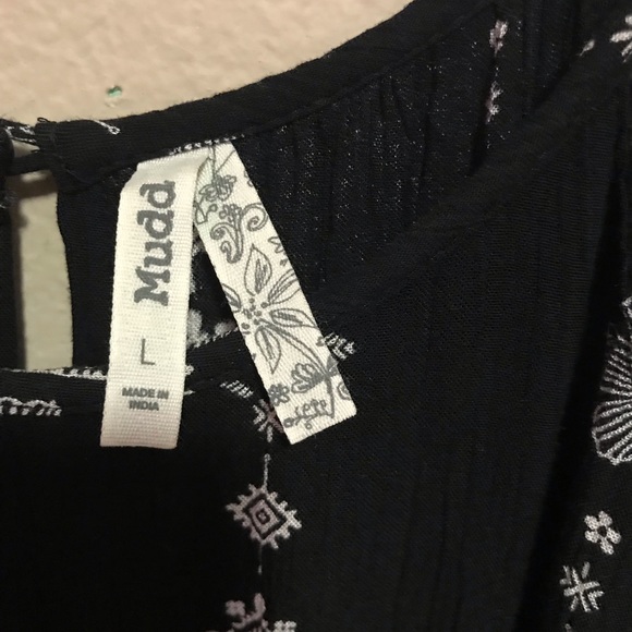 Romper - Picture 3 of 3